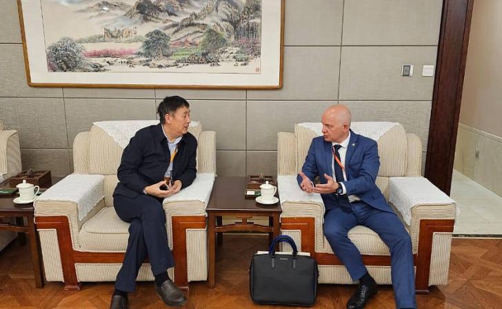 Делегация из Курской области принимает участие в Российско-Китайском форуме в Китае Делегация из Курской области принимает участие в Российско-Китайском форуме в Китае