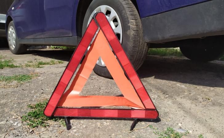 В Курской области столкнулись автомобиль и мотоблок с нетрезвым водителем