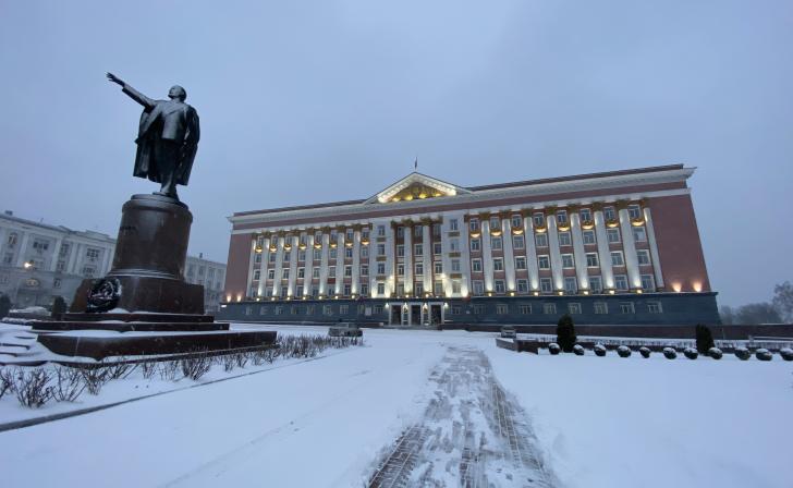 Двух врачей из Курска наградили медалями «За заслуги перед Отечеством»