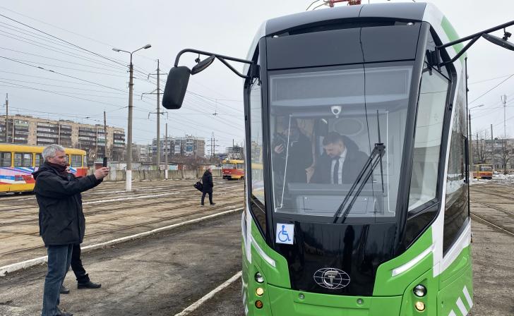 В Курске тестовая эксплуатация трамваев «Львенок» начнется весной 2024 года