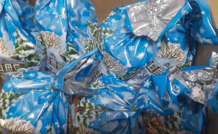 В Курске начнут выдавать подарки для нуждающихся детей