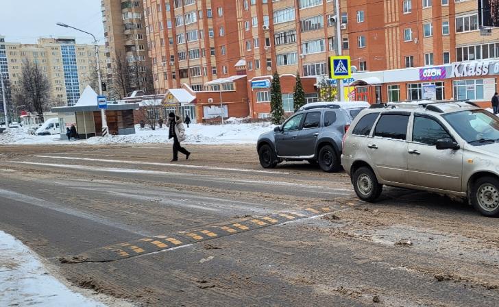 В Железногорске не состоялась встреча по вопросу лежачих полицейских В Железногорске не состоялась встреча по вопросу лежачих полицейских
