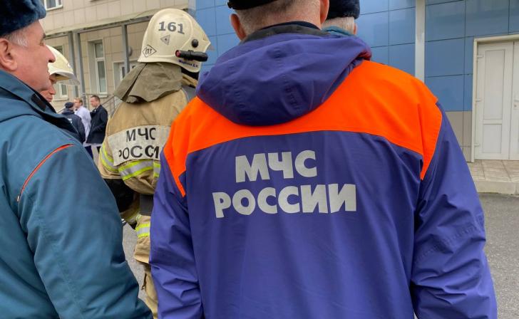 На улице Ленина в Железногорске загорелось офисное помещение