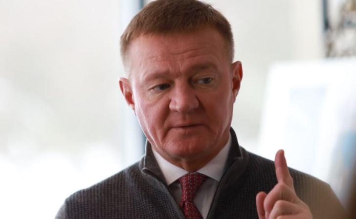 Губернатор Роман Старовойт призвал жителей Курской области оставаться дома во время праздников