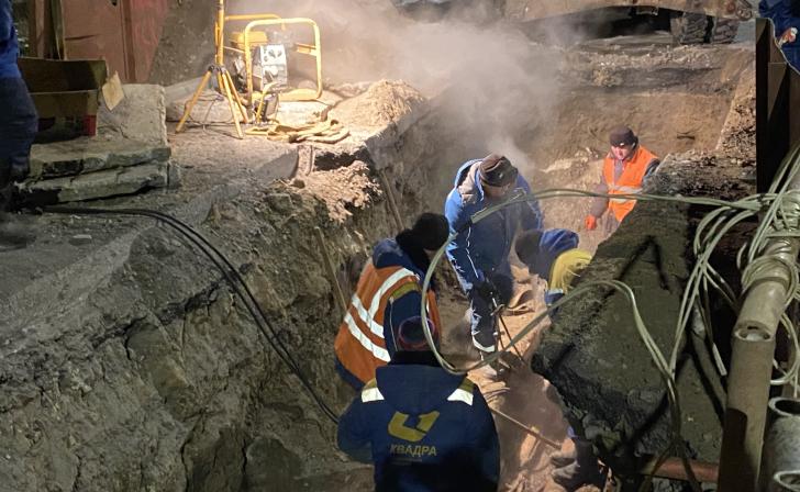 В Курске из-за повреждения теплосети в Сеймском округе снижены параметры подачи отопления