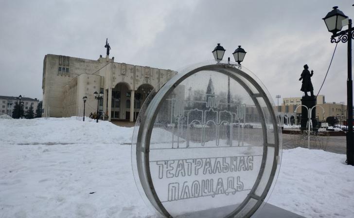 Президент наградил худрука курского драмтеатра им.Пушкина Юрия Бурэ