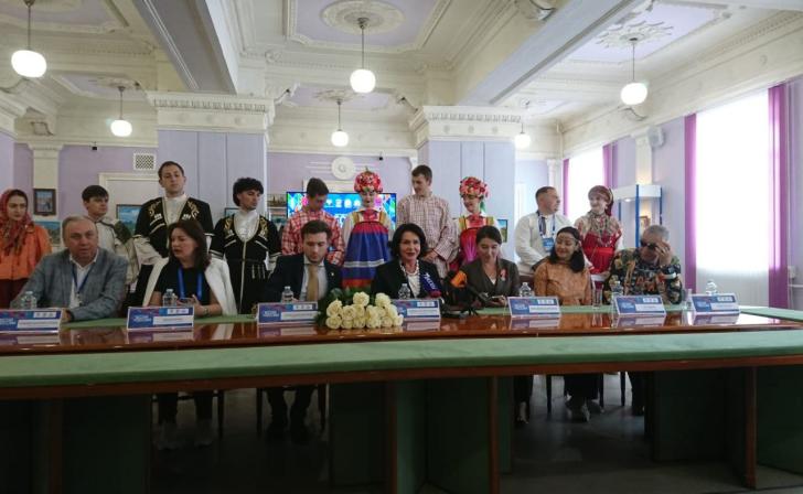 Надежда Бабкина вновь выступит в Курске 22 и 23 февраля