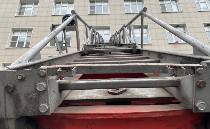 В Курске в госпитале ветеранов войн в рамках учений было эвакуировано 137 человек