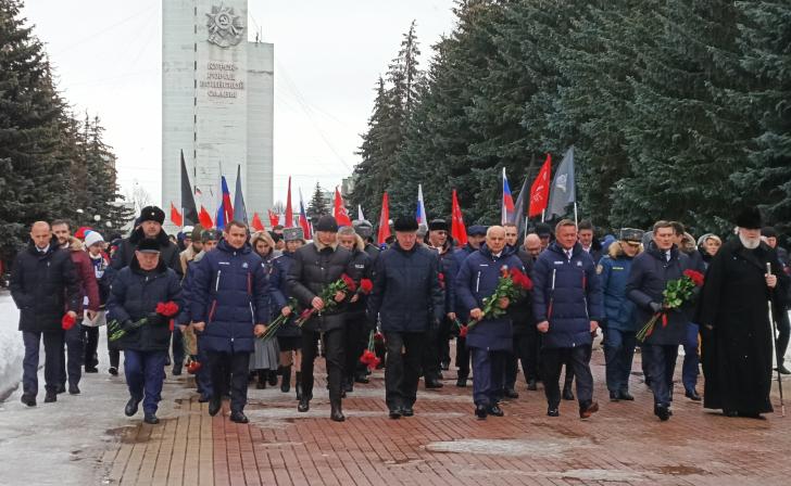 В Курске отмечают 81-ю годовщину освобождения города от немецко-фашистских захватчиков
