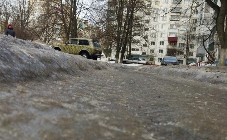 В Курске проверили состояние 70-ти дворов