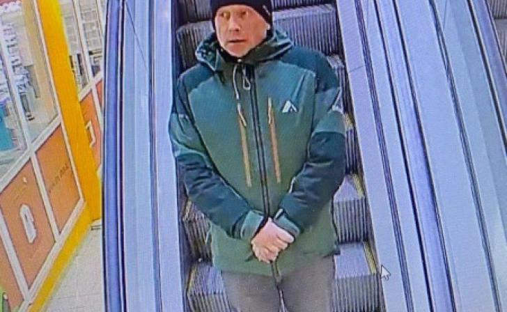 В Курске устанавливается личность мужчины, подозреваемого в краже