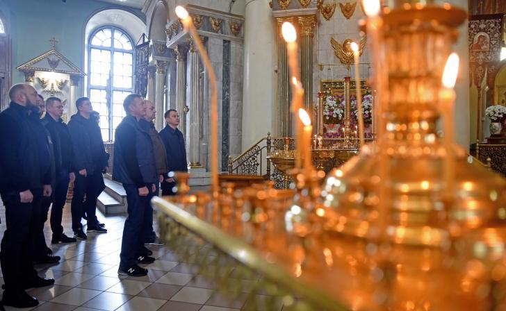 Губернатор Курской области побывал на панихиде по погибшим в «Крокусе»