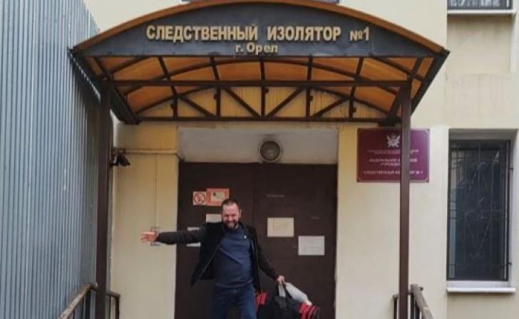 Гендиректора «Кварта-Л» Антона Тяпочкина отпустили под домашний арест Гендиректора «Кварта-Л» Антона Тяпочкина отпустили под домашний арест