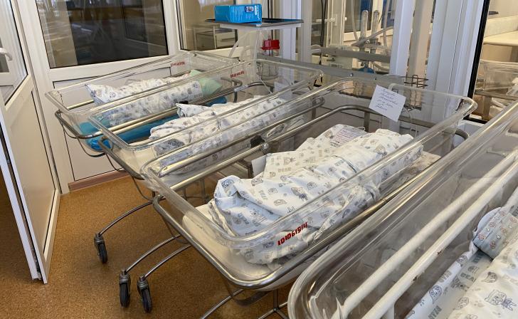 В Курской области за 4 месяца родились 2500 детей
