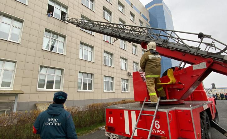 В Курске в школах проходят учения по отработке действий при ЧС