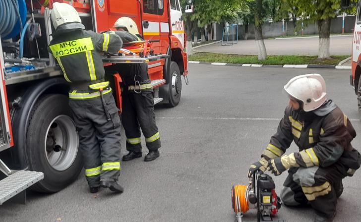 В Курской области из-за курения сгорел автомобиль ВАЗ