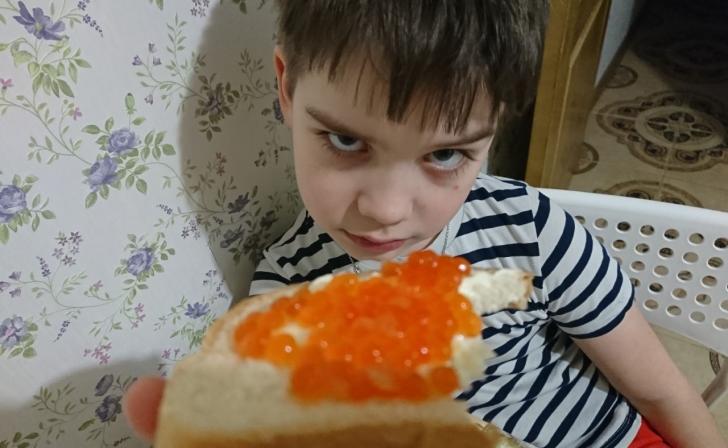 36 кг небезопасной красной икры уничтожили в Курской области