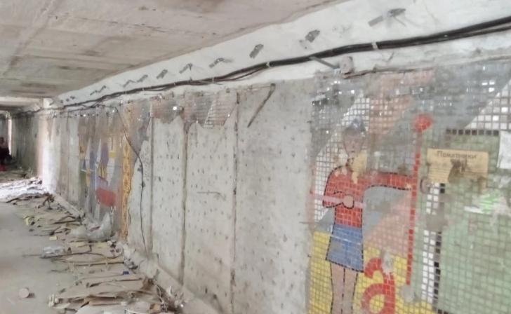 25 июня в переходе на Черняховского начнут мыть мозаику, сохранившуюся с Советских времён