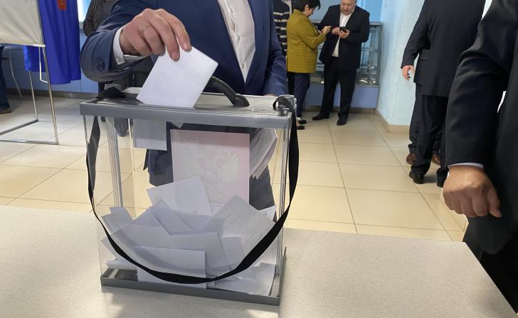 За пост главы Курской области поборются Алексей Томанов и Геннадий Баев За пост главы Курской области поборются Алексей Томанов и Геннадий Баев