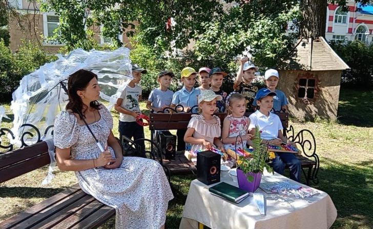 Для юных курян провели «Фетовские чтения» под открытым небом