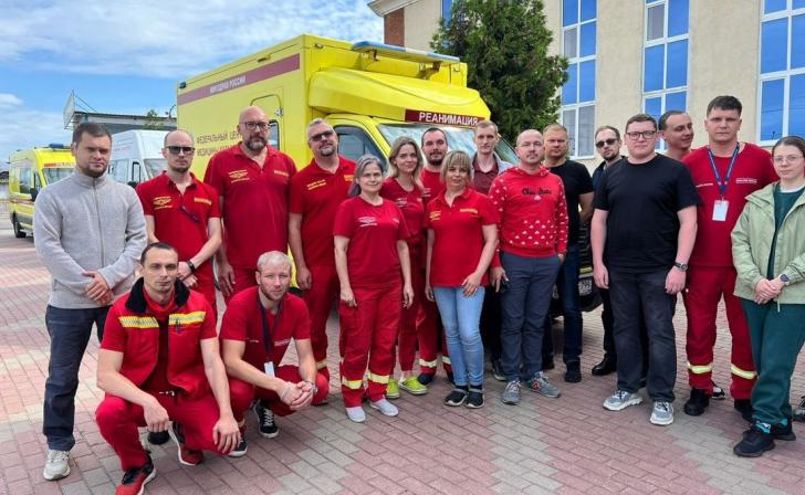 Помогать курским медикам прибыла бригада врачей