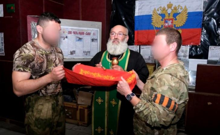 Священнослужителю из Курской области вручили орден II степени «За заслуги перед Херсонской областью»