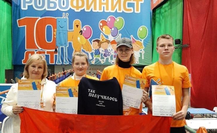Гимназии № 4 представляла Курскую область на международном фестивале робототехники «РобоФинист - 2024»