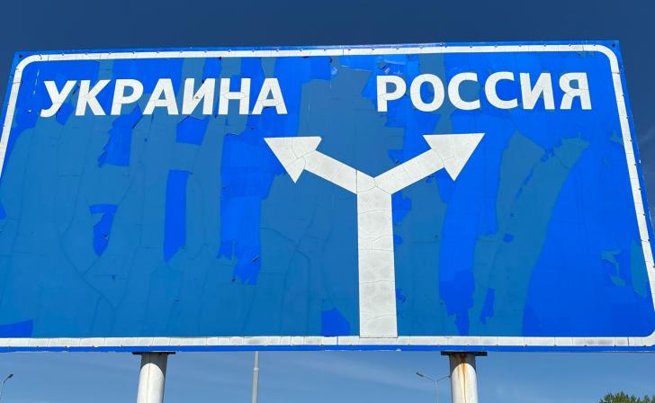 В Курской области военнослужащие эвакуировали 8 жителей