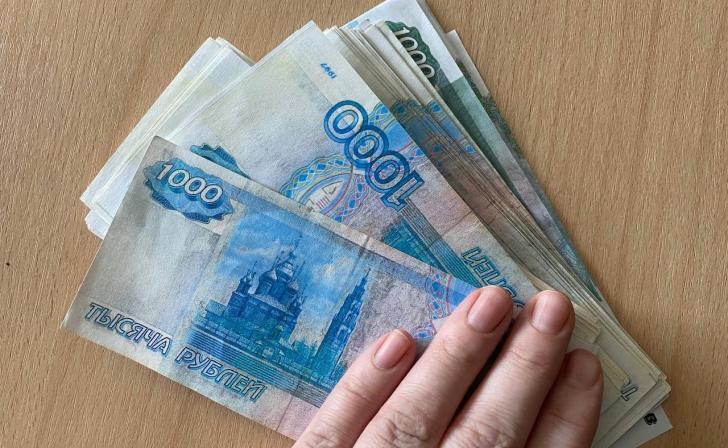 Жительница Курской области будет доказывать, что не пыталась дать взятку 25 тысяч рублей