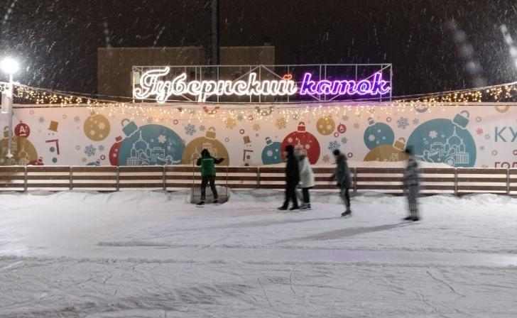В Курске начались подготовительные работы по монтажу Губернского катка
