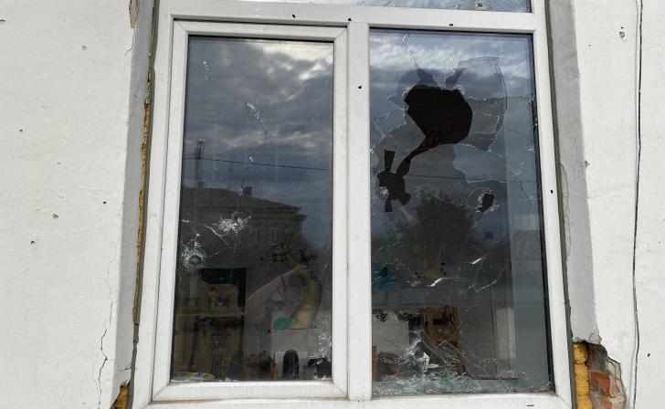 В Железногорске после падения обломков БПЛА повреждены 16 окон
