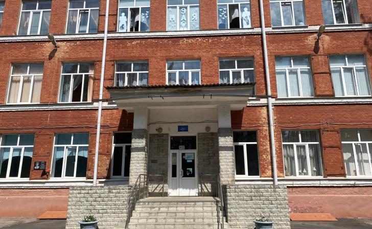 В трех школах Курска сделают капремонт