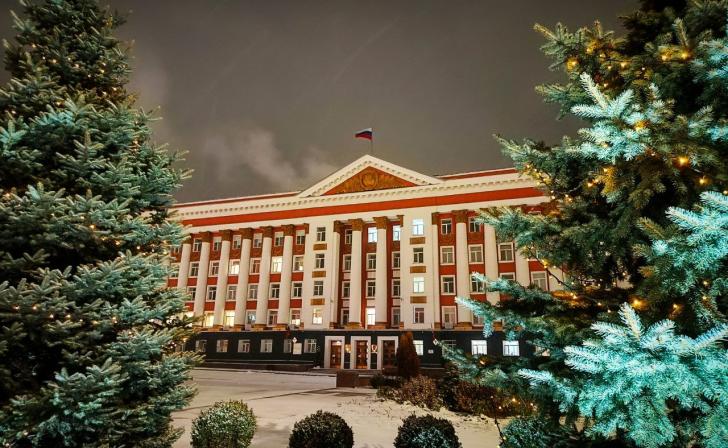 Хинштейн встретился с инициативными группами переселенцев в Доме Советов