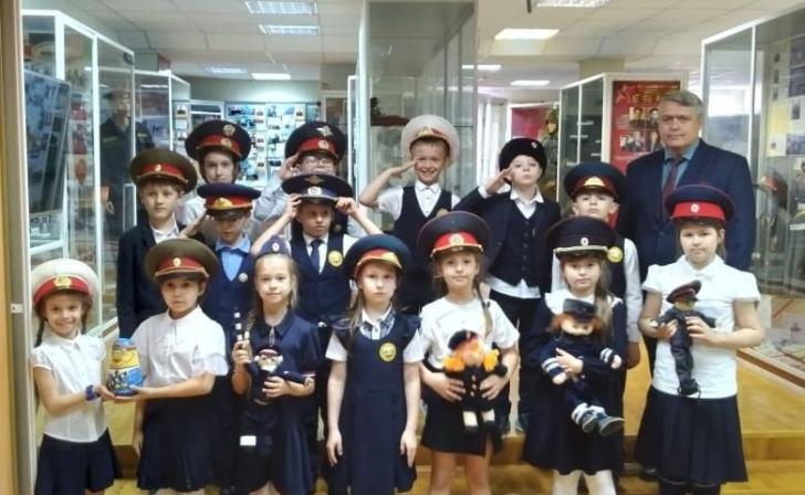 Курские школьники побывали в культурном Центре УМВД России