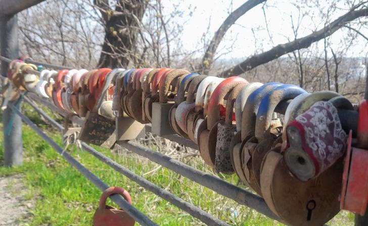 Куряне в этом году чаще выбирают 25-е число для свадеб