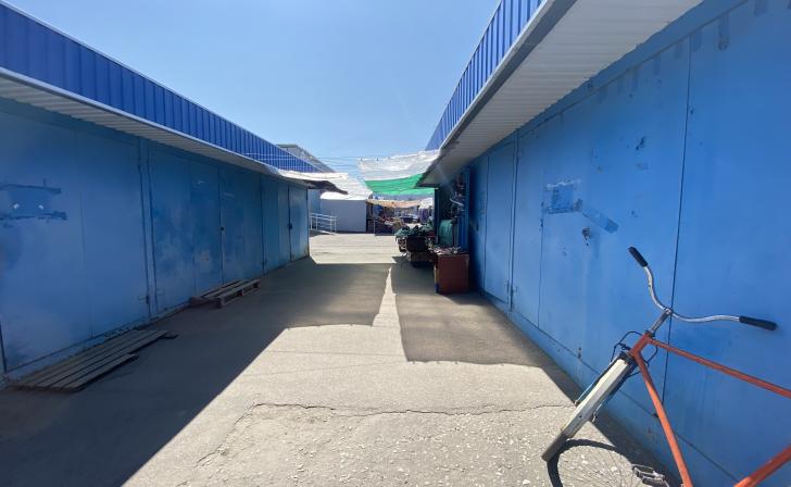 В Курске демонтируют 7 самовольно установленных киосков