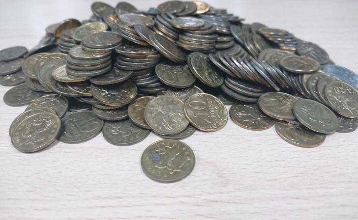 Куряне вернули в денежный оборот 882 тысячи монетами