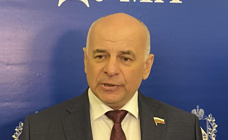 Спикер Курской областной Думы Юрий Амерев все-таки покидает свой пост