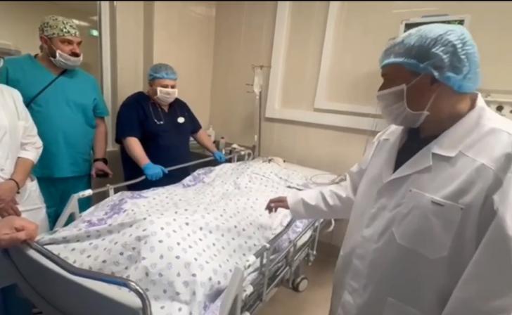 В Курске пострадавший при атаке БПЛА малыш закрыл собой маму В Курске пострадавший при атаке БПЛА малыш закрыл собой маму