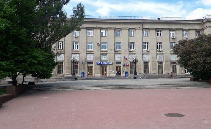 В Курске главпочтамт перешел на круглосуточный режим отправки посылок В Курске главпочтамт перешел на круглосуточный режим отправки посылок