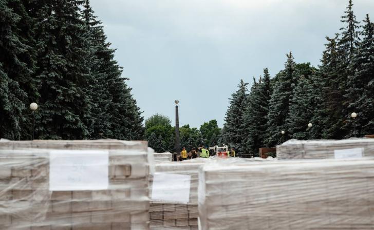 В Курске ремонтируют мемориалы, посвященные Великой Отечественной войне В Курске ремонтируют мемориалы, посвященные Великой Отечественной войне