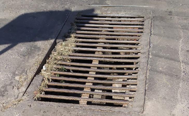 В Курске из-за сильного ливня затопило улицы