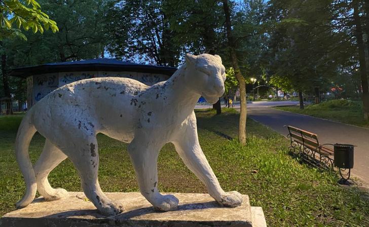Скульптуры в курском Парке пионеров сохранят