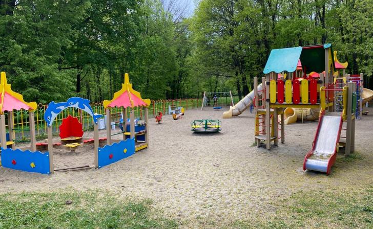 В Курске собирают заявки на получение субсидий для благоустройства детских площадок В Курске собирают заявки на получение субсидий для благоустройства детских площадок