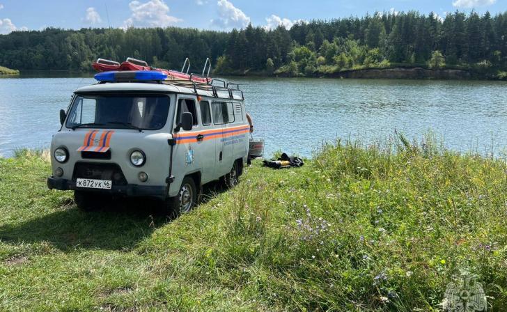 31-летний мужчина утонул в пруду в Золотухинском районе Курской области