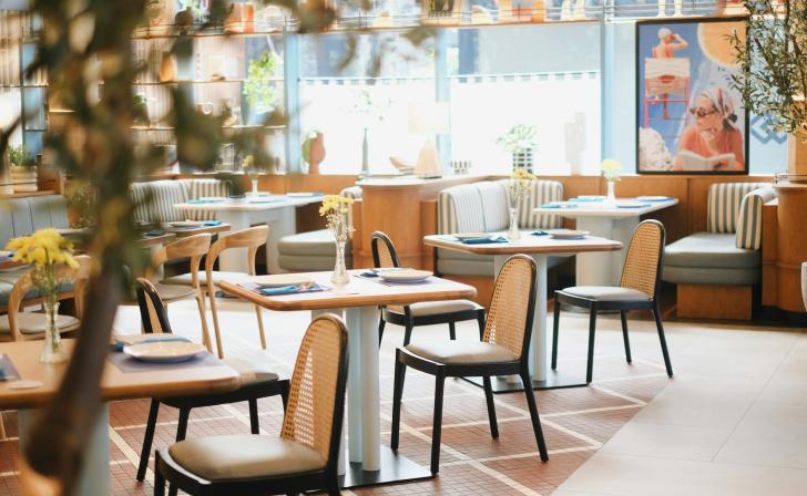 Просто поесть: 5 крутых ресторанов при отелях