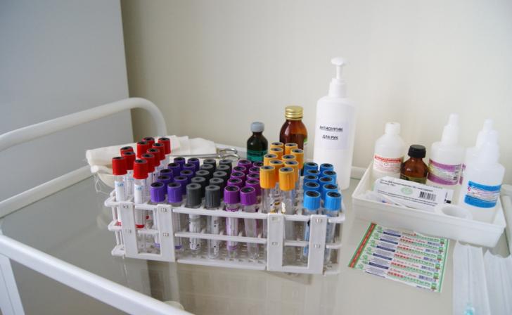 В Курске в детских поликлиниках нет пластиковых ланцетов