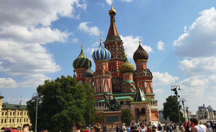 Курских детей планируют отправить на Кремлевские новогодние елки