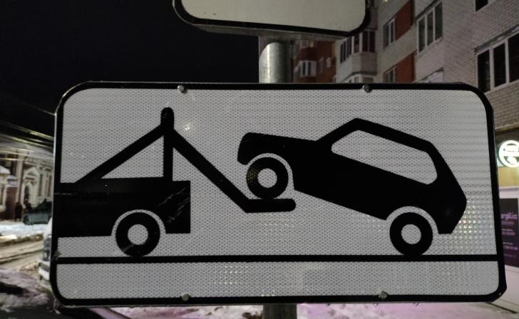 Курянин пробил колесо своего авто на ремонтируемой дороге