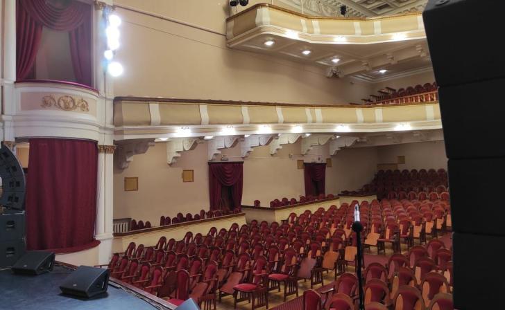 В Курске прошёл благотворительный концерт для ветеранов спецоперации и членов их семей